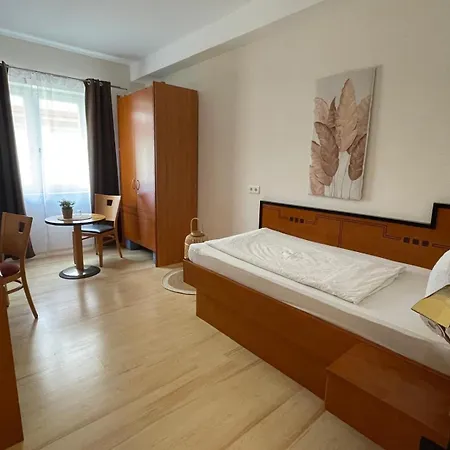 Heppenheimer Hof Отель